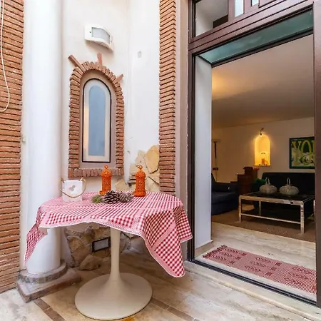 Piazzetta Boutique Tatil Evi *