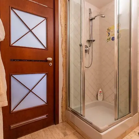Piazzetta Boutique Tatil Evi Capri